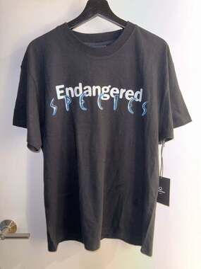 UNKNWN Core Endangered Species Graphic T-Shirt Size L